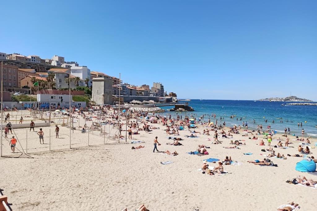 Super T2 Climatise Avec Balcon A Pied Plage Catalan Marsiglia Esterno foto